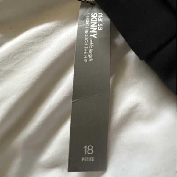 NWT Loft Marisa Skinny Black Slacks (ankle length) - Picture 7 of 10